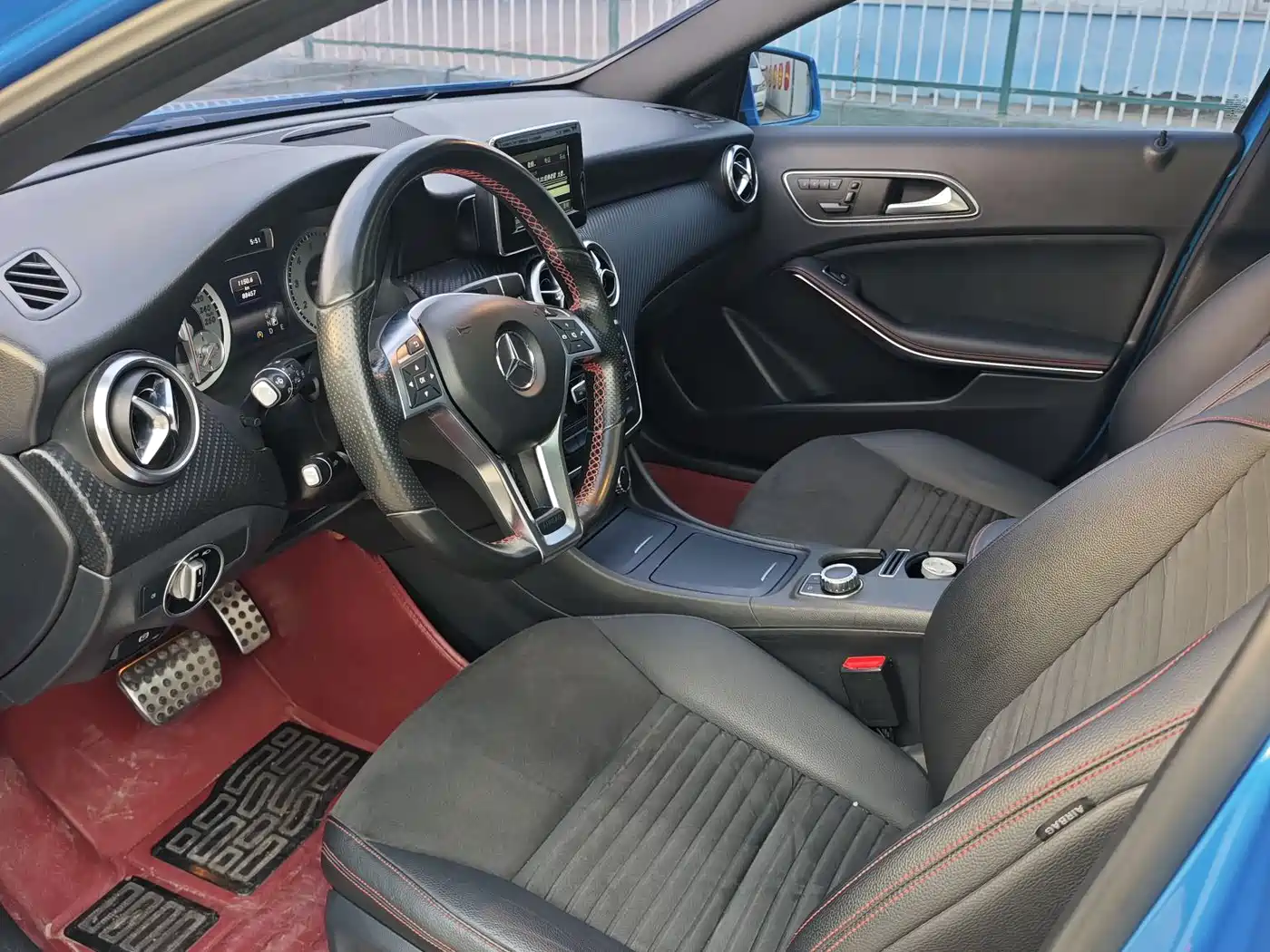 Mercedes-Benz A-Class (Import) 2015 A 200 Sport фото 5