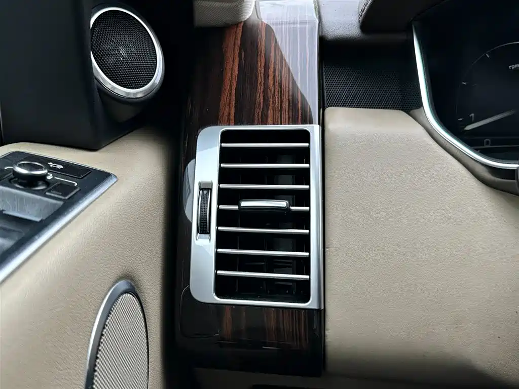 Land Rover Range Rover 2015 3.0 SC V6 Vogue фото 21