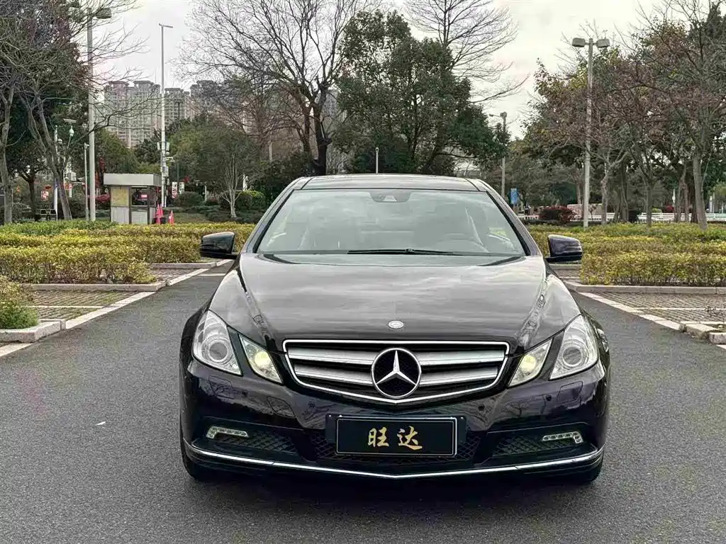 Mercedes-Benz E-Class (Import) 2010 E 260 CGI Coupe фото 2