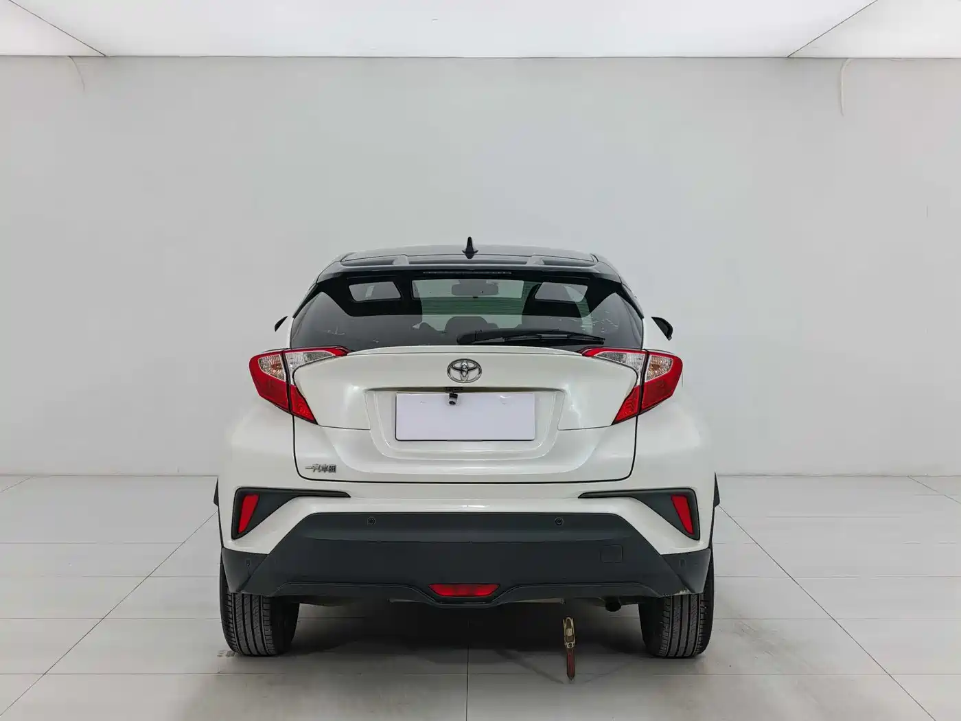 Toyota IZOA 2020 2.0L Yi Xiang Edition фото 6