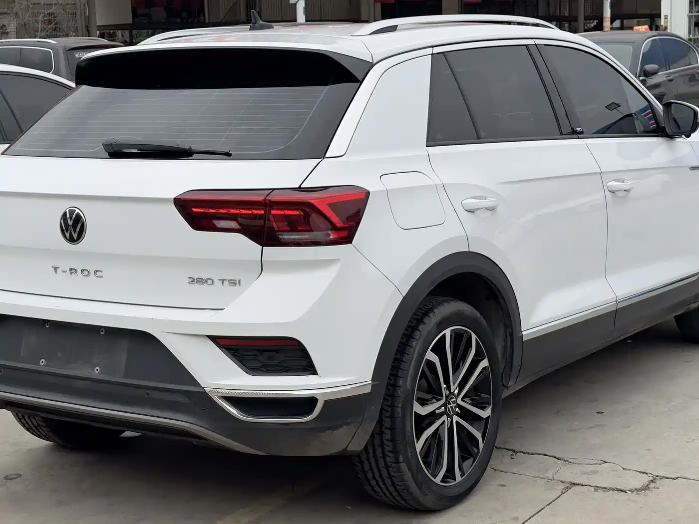 VOLKSWAGEN T ROC EXPLORING SONGS