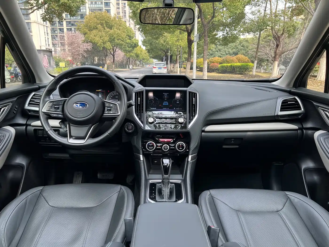 SUBARU FORESTER