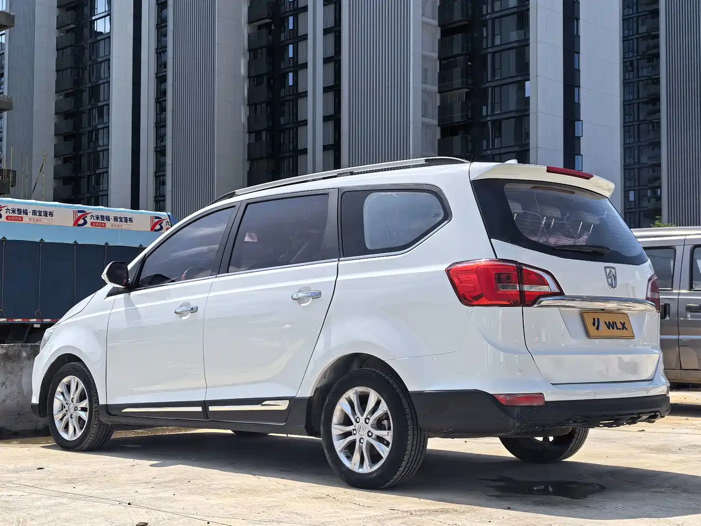 Фото 9 - Baojun 730