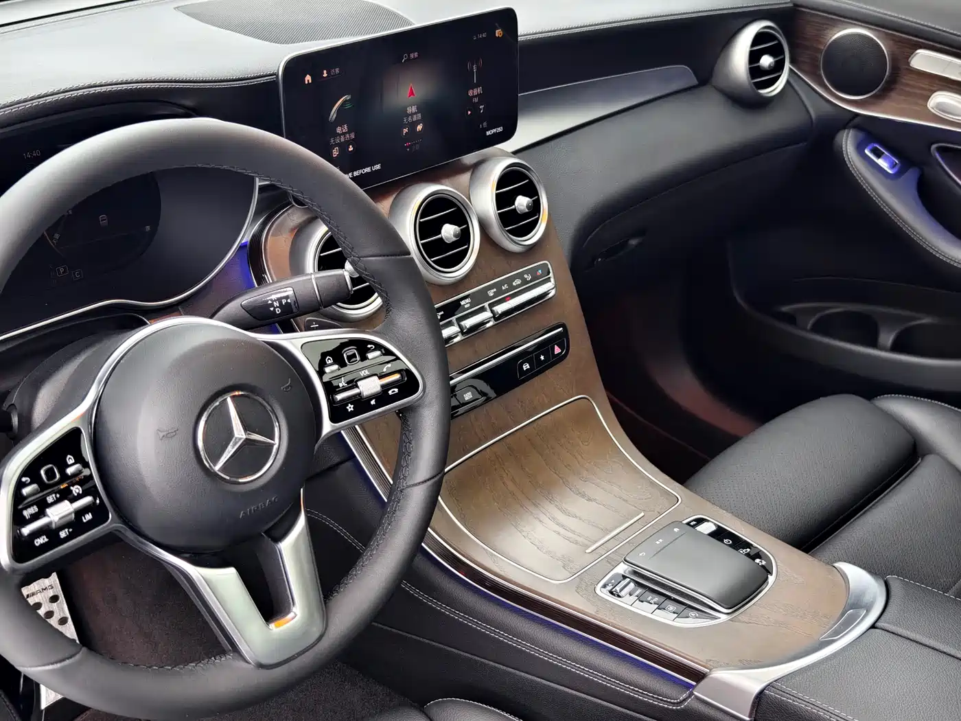 Mercedes-Benz GLC 2022 GLC 300 L 4MATIC Dynamic Collector's Edition фото 10