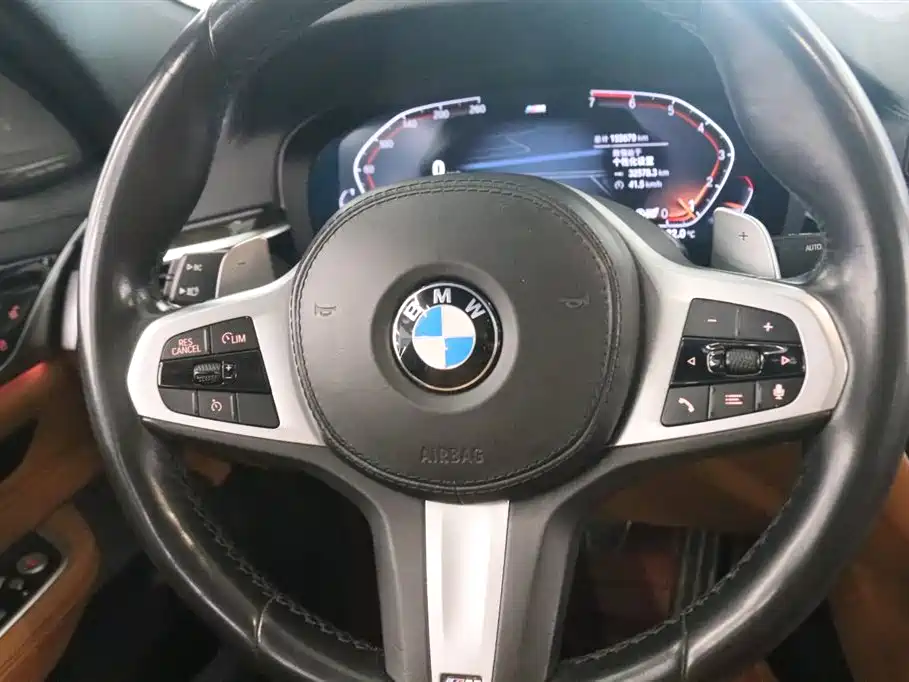BMW 6 Series GT 2019 630i M Sport Package фото 6
