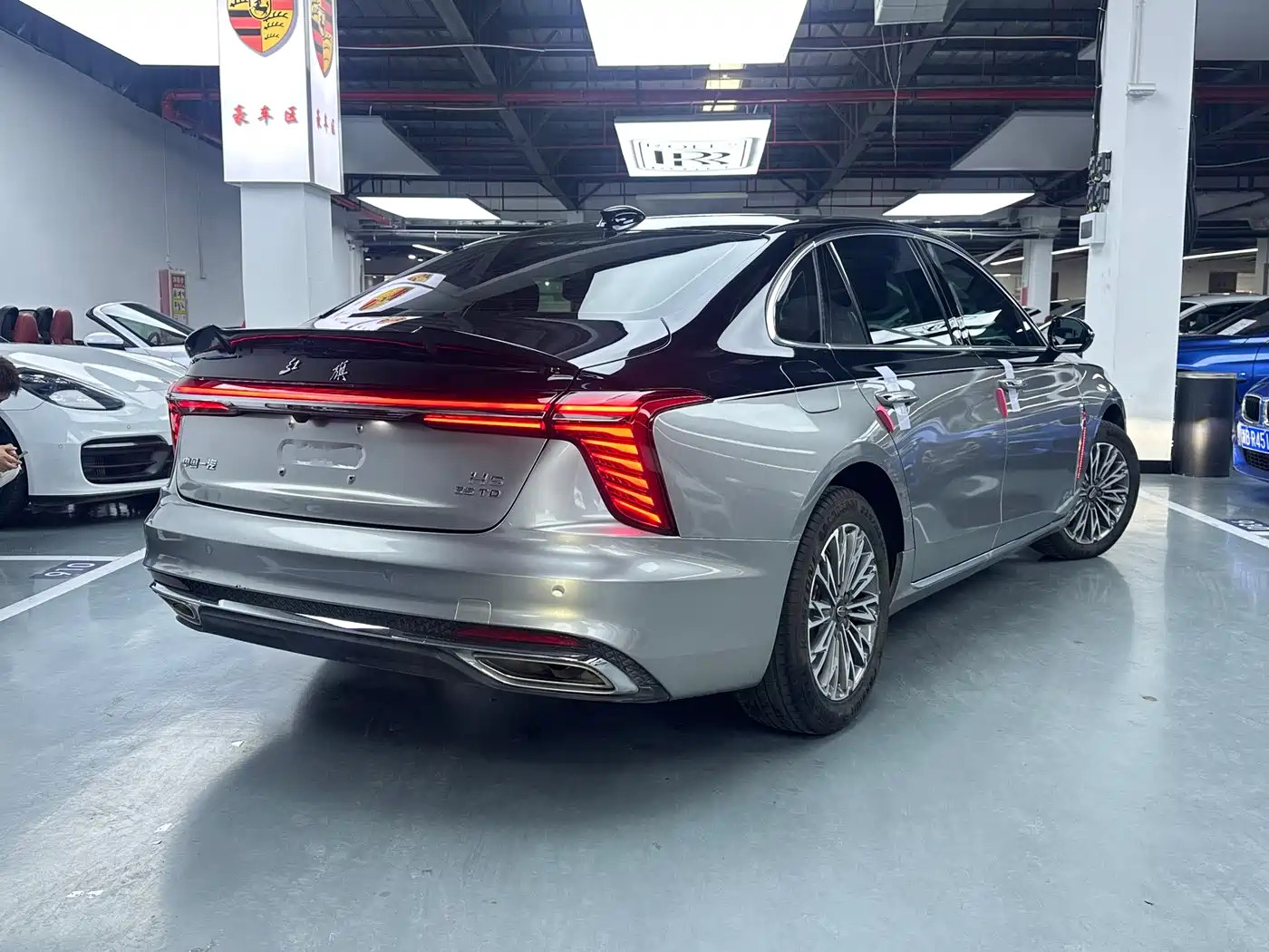 Hongqi H5 2023 1.5T DCT Smart Connect Flag Rhythm фото 2