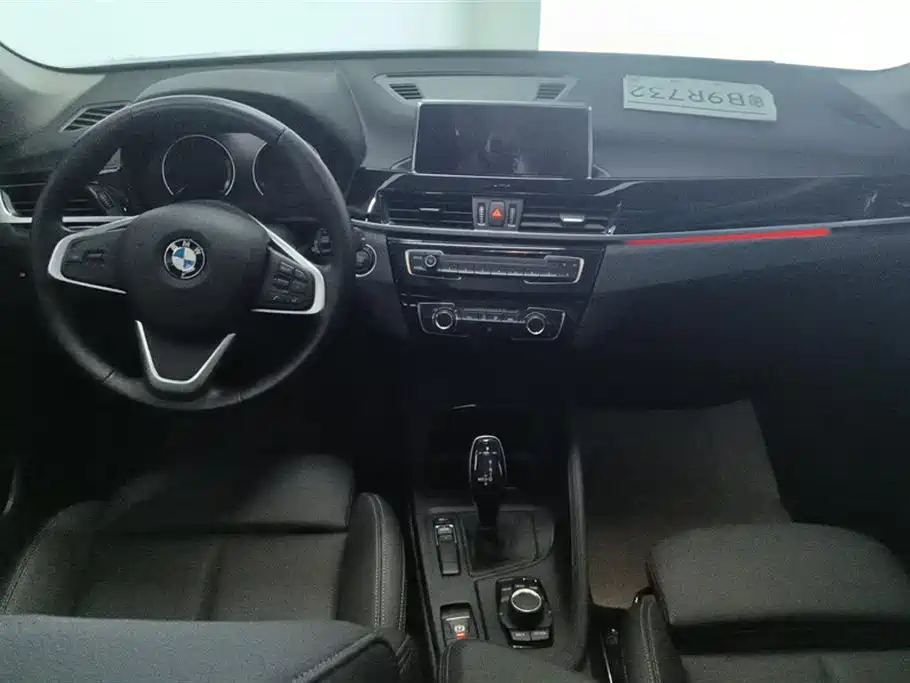 BMW X1 2020 sDrive20Li Fashion Model фото 12