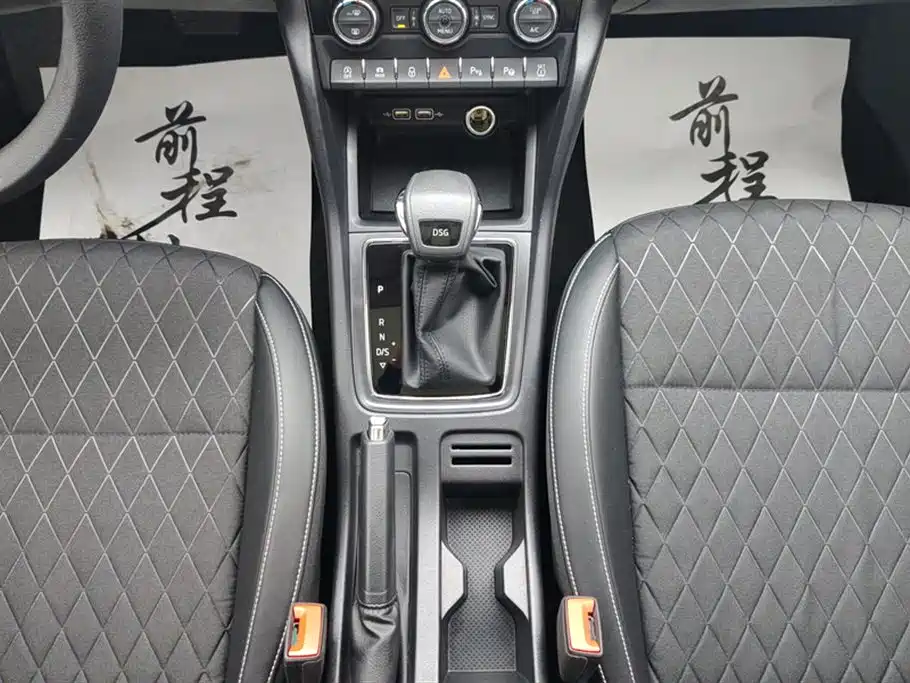 Škoda Karoq 2019 TSI280 Smart Drive Premium Edition China V фото 16