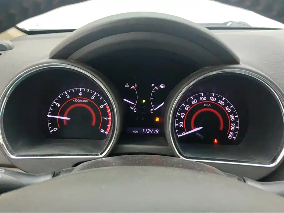 Toyota Highlander 2012 2.7L 2WD 7-Seater Luxury Edition фото 14