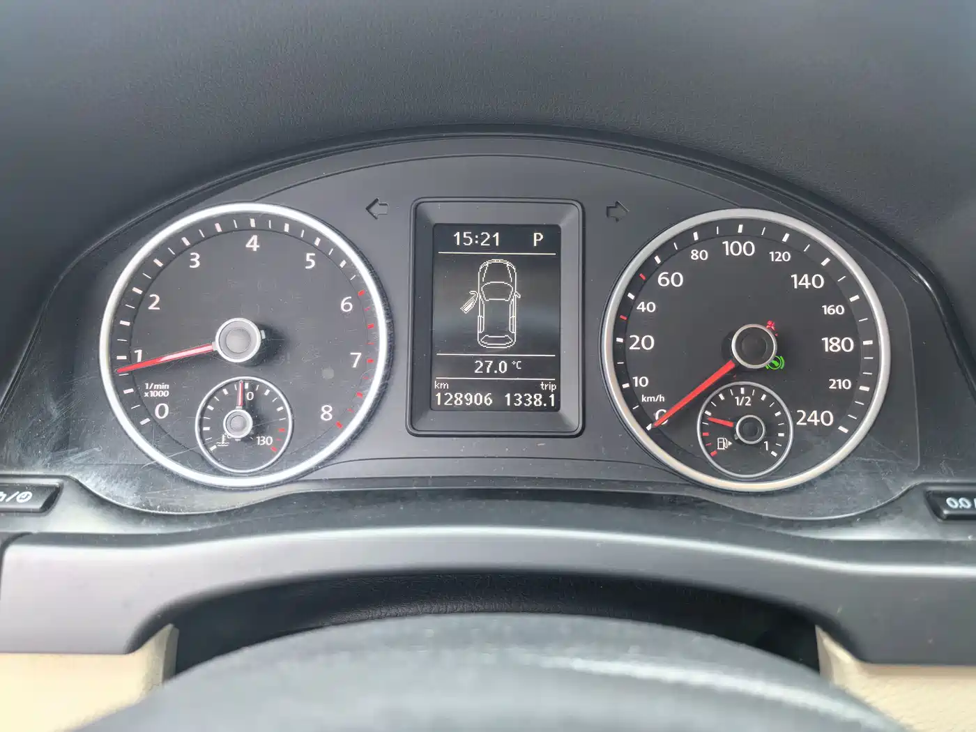 Volkswagen Tiguan 2015 1.8TSI Automatic 2WD Comfortline фото 18