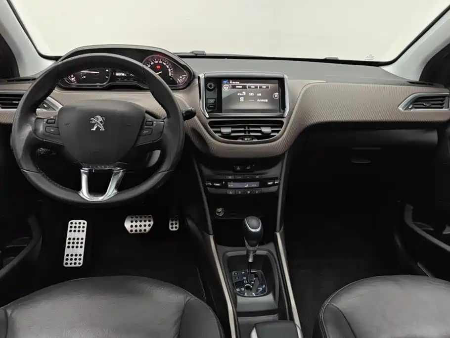 Photo 12 - Peugeot 2008