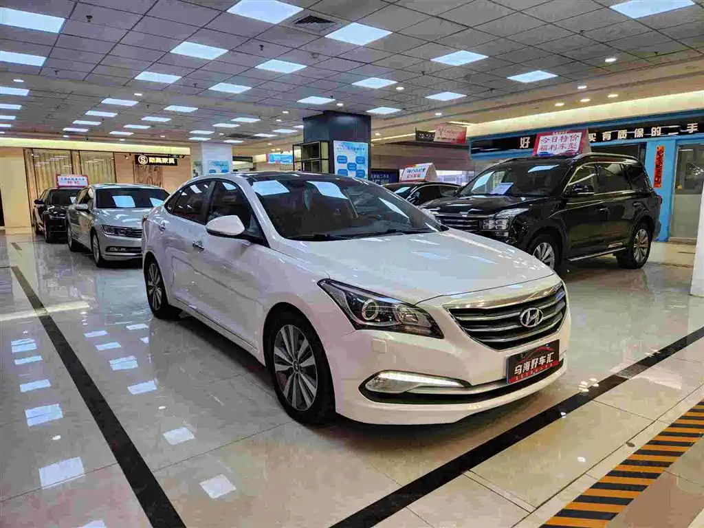 Hyundai Mistra 2016 1.8L Automatic Smart GLS фото 12