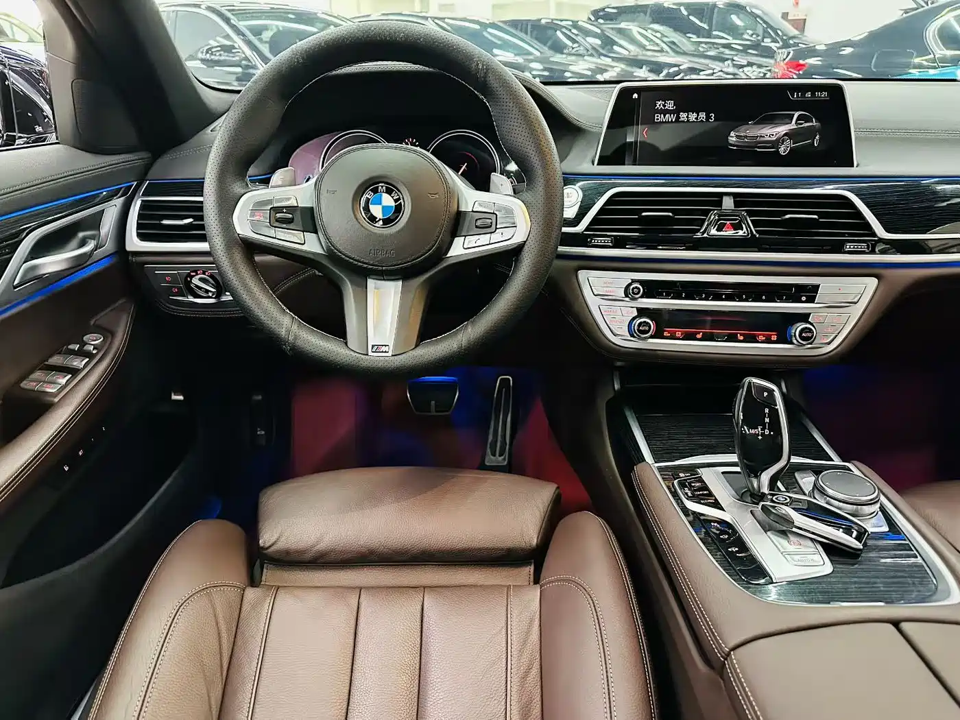 BMW 7 Series 2018 730Li Leading Type M Sport Package фото 16