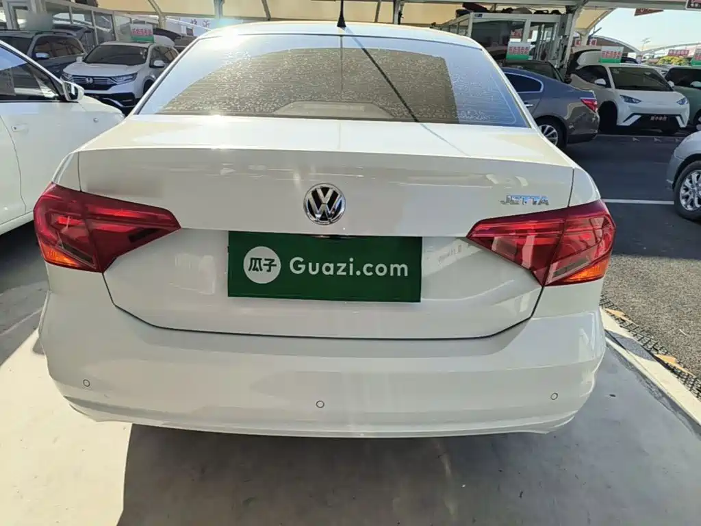 Volkswagen Jetta 2019 2019 Dream Edition 1.4L Manual Fashion