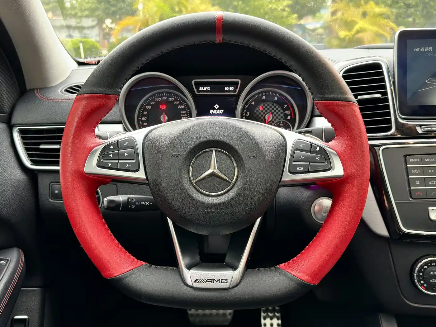 Mercedes-Benz GLE Coupe 2015 GLE 450 AMG 4MATIC Coupe SUV фото 21