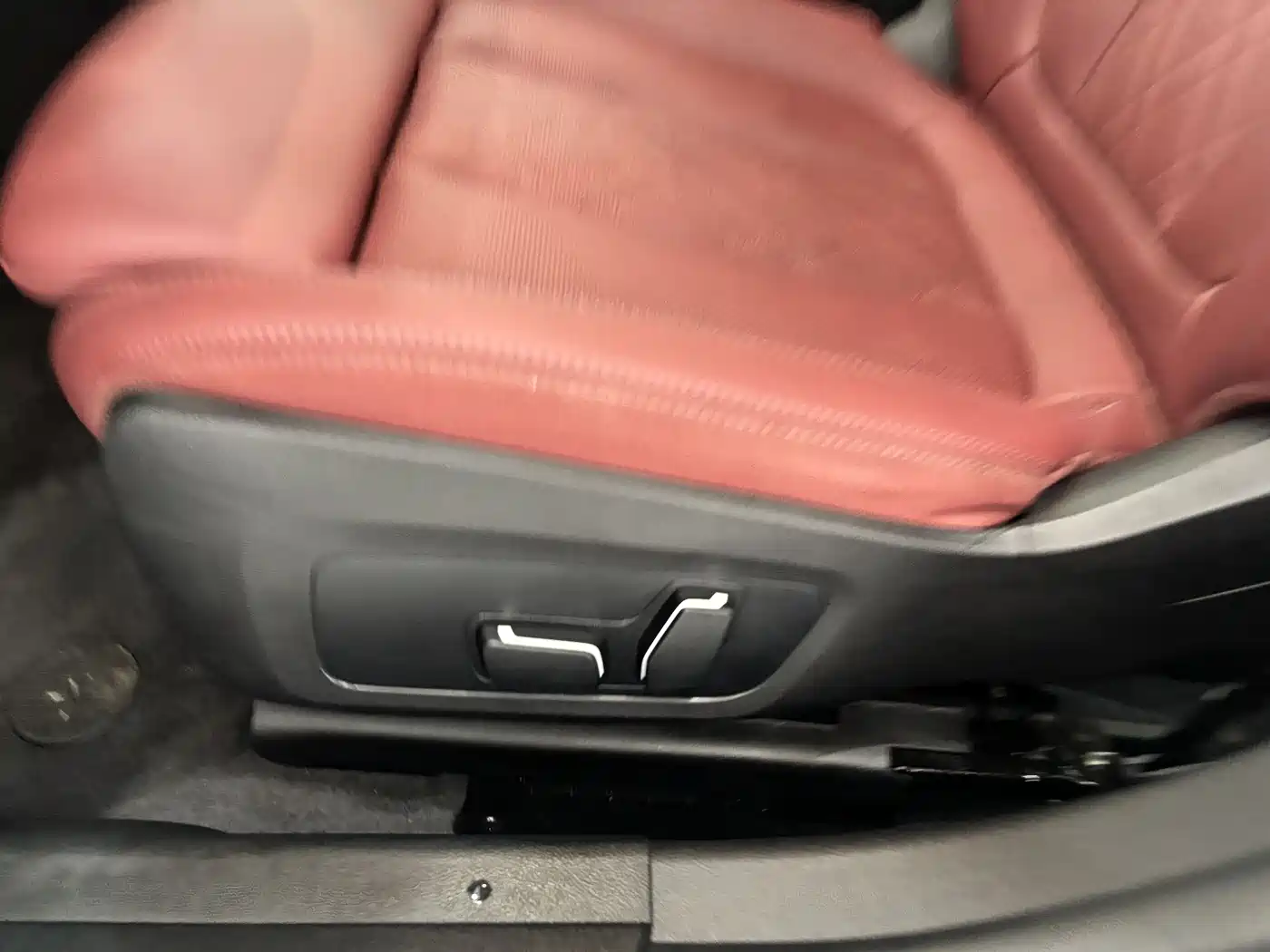 BMW 3 Series 2025 325Li M Sport Package фото 13