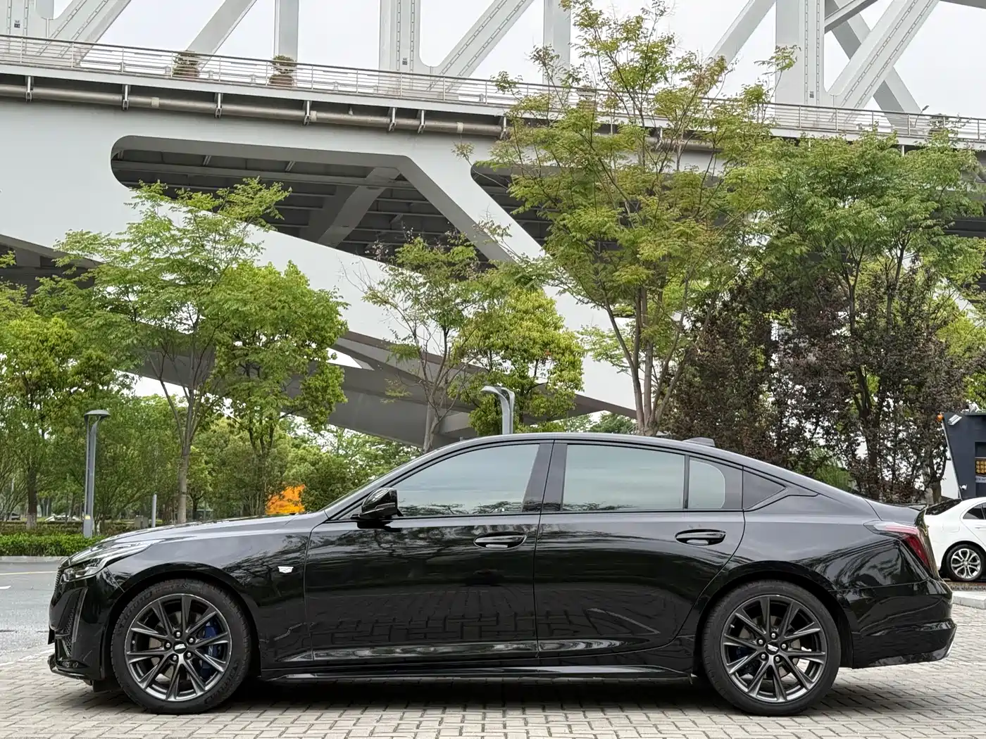 Cadillac CT5 2023 28T Platinum Style фото 4