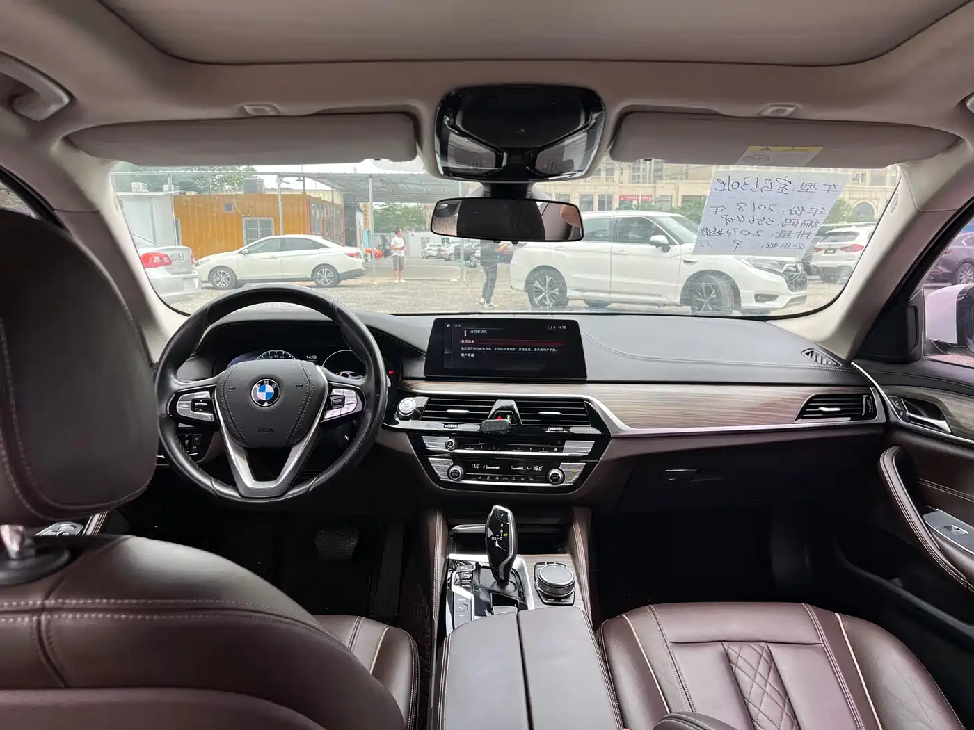 BMW 5 Series New Energy 2019 530Le Luxury Package фото 16