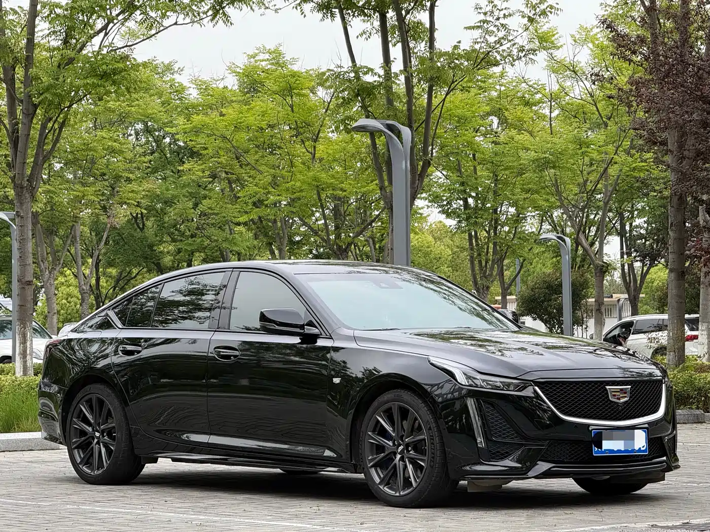 Cadillac CT5 2023 28T Platinum Style фото 3