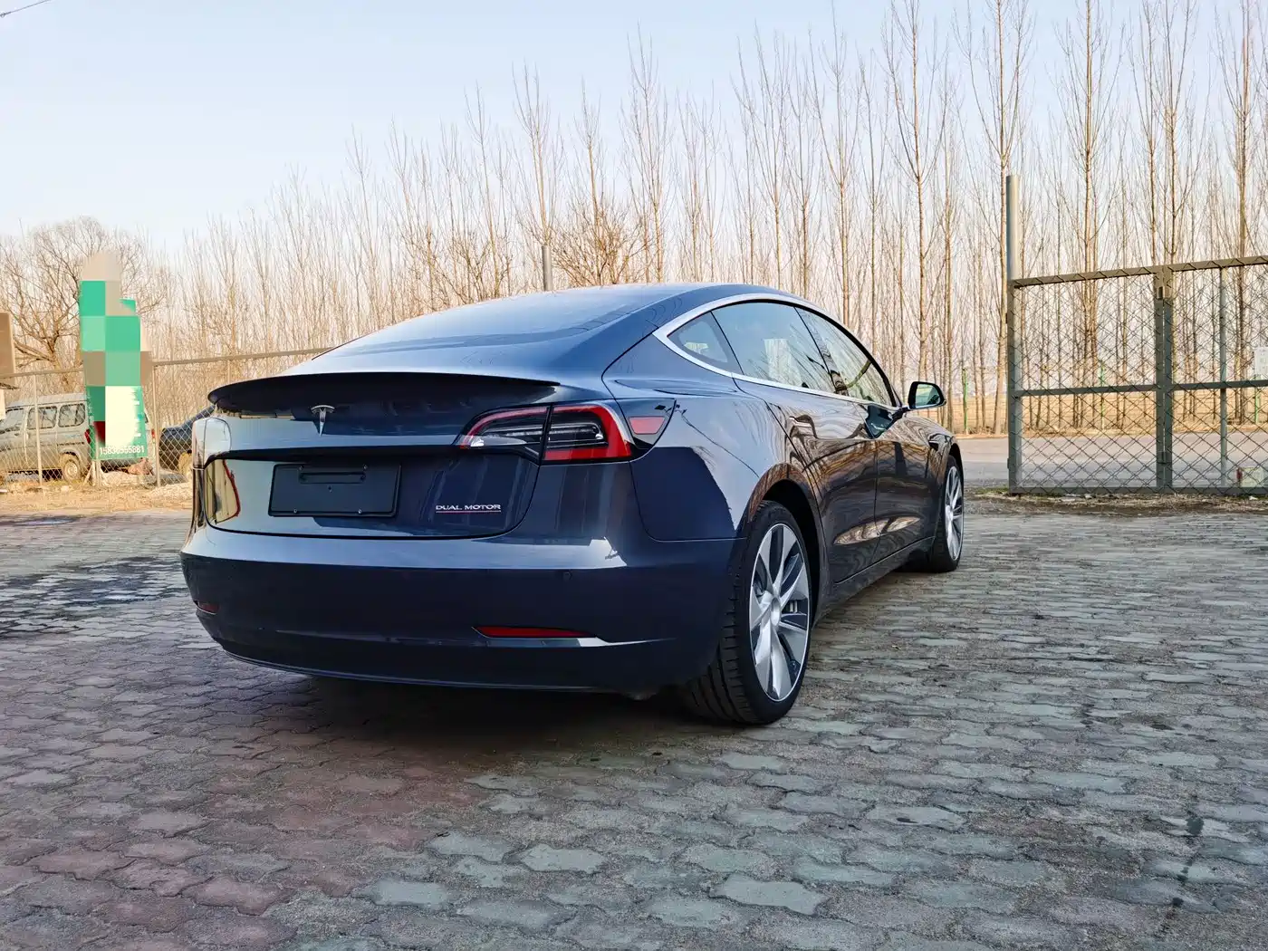 TESLA MODEL 3 (IMPORTED)