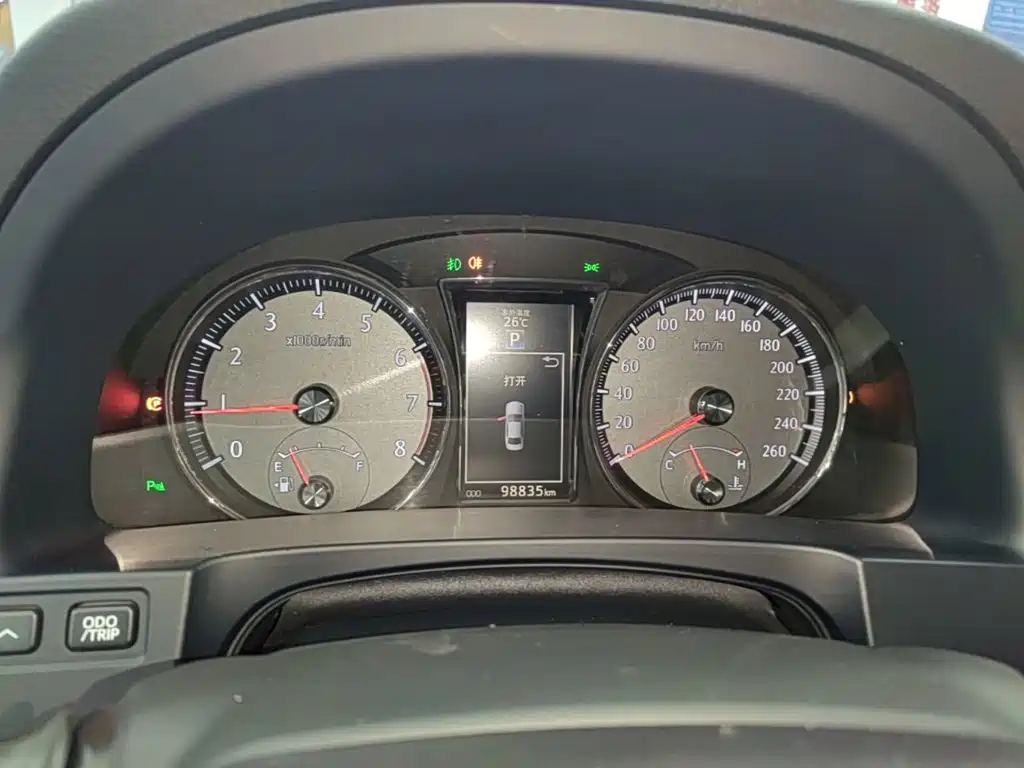 Toyota Crown 2019 2018 2.0T Fashion Edition