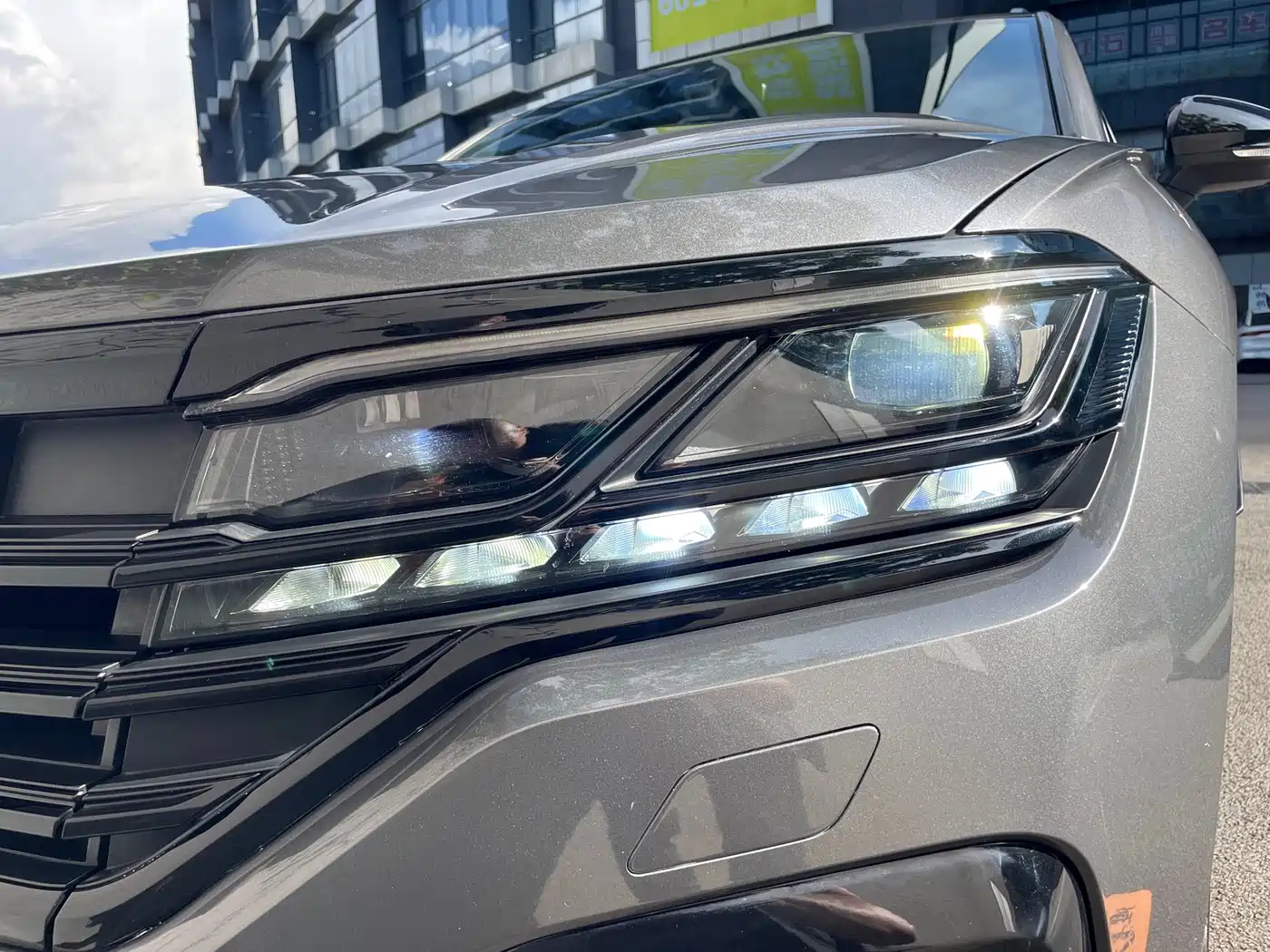 Volkswagen Touareg 2023 2022 3.0TSI 20th Anniversary Special Edition