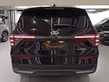 Фото 8 - Ford Edge