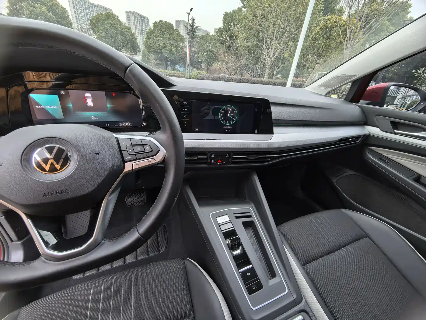 Volkswagen Golf 2021 280TSI DSG Pro Launch Edition фото 14