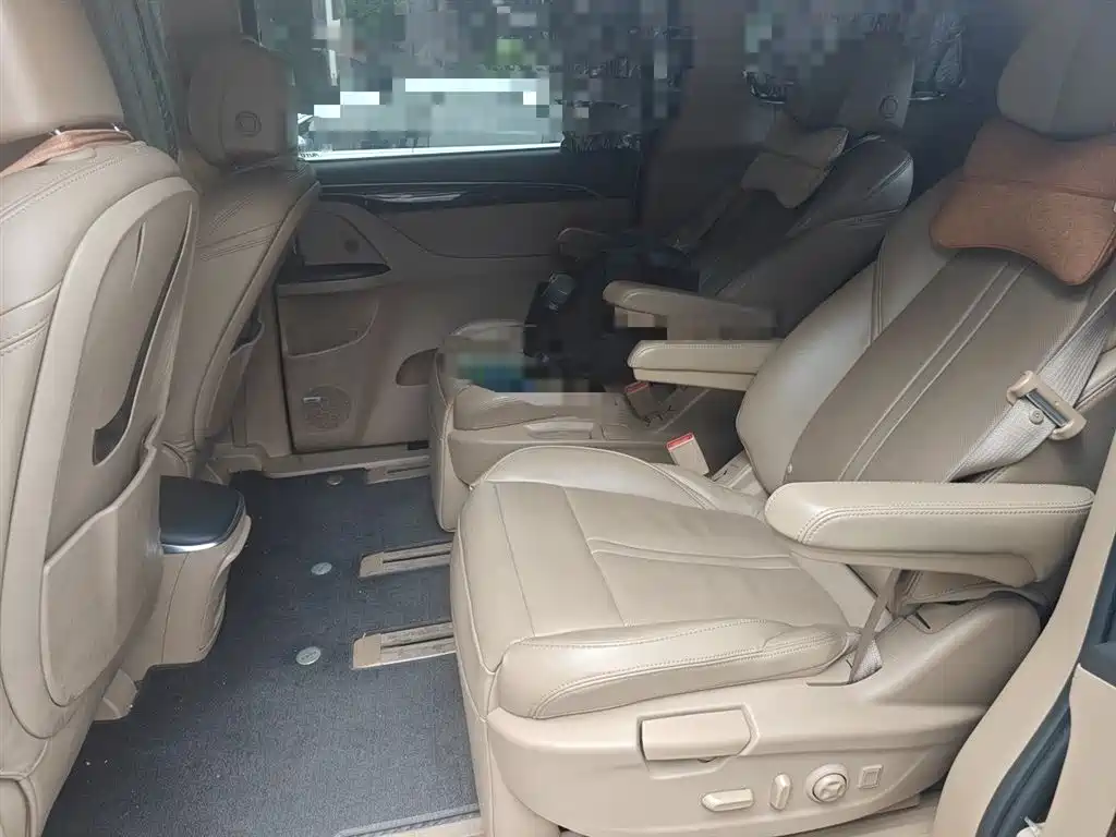 Buick GL8 2017 ES 28T Flagship China V фото 14