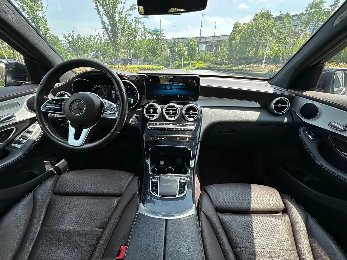 Mercedes-Benz GLC 2020 Facelift GLC 260 L 4MATIC Dynamic фото 7