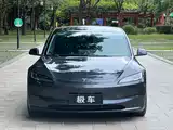 Фото 2 - Tesla Model 3