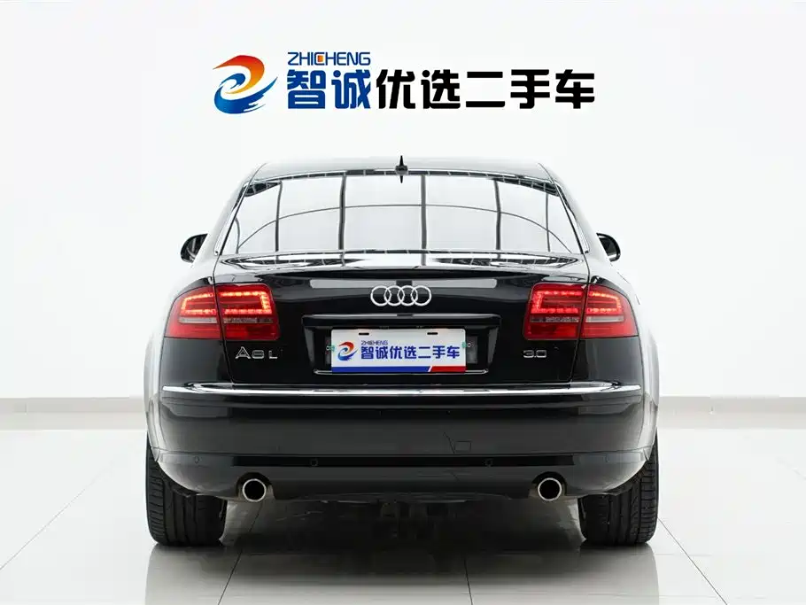 Фото 4 - Audi A8