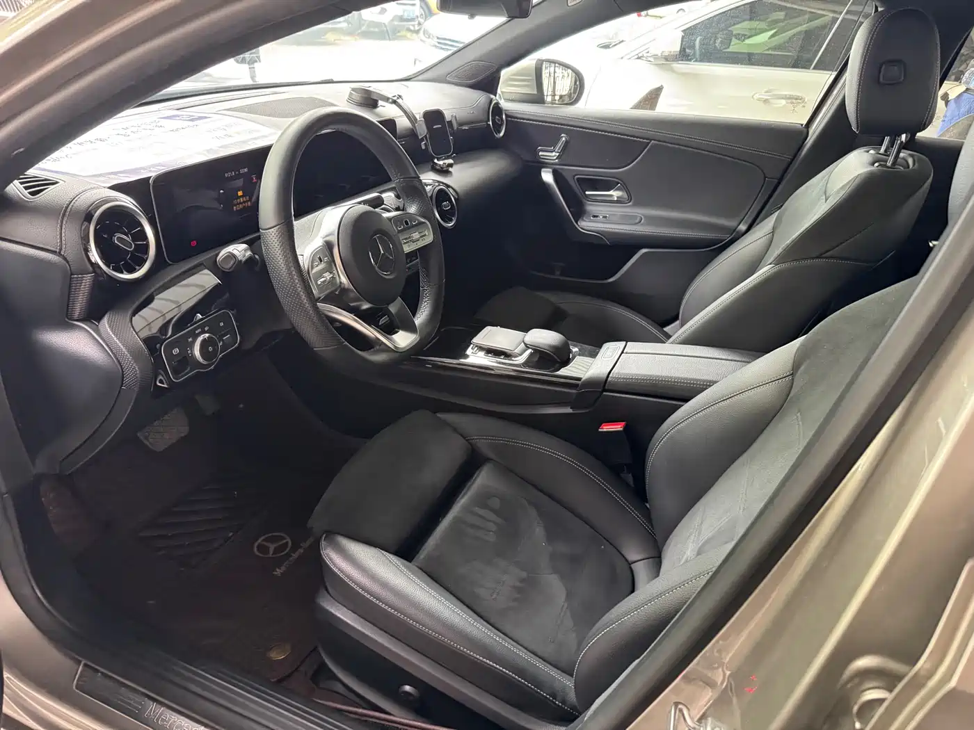 Mercedes-Benz A-Class 2019 A 200 L Sport Sedan фото 6