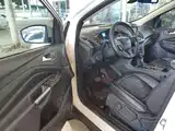 Фото 16 - Ford Kuga