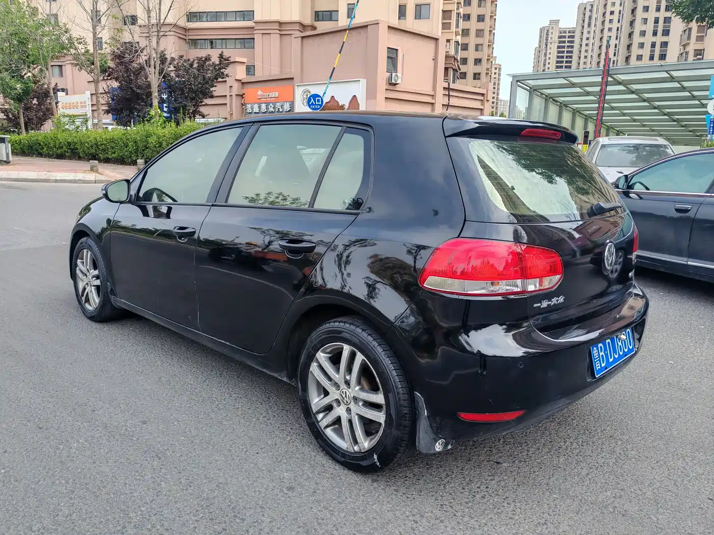 Volkswagen Golf 2010 2010 1.6 Auto Luxury