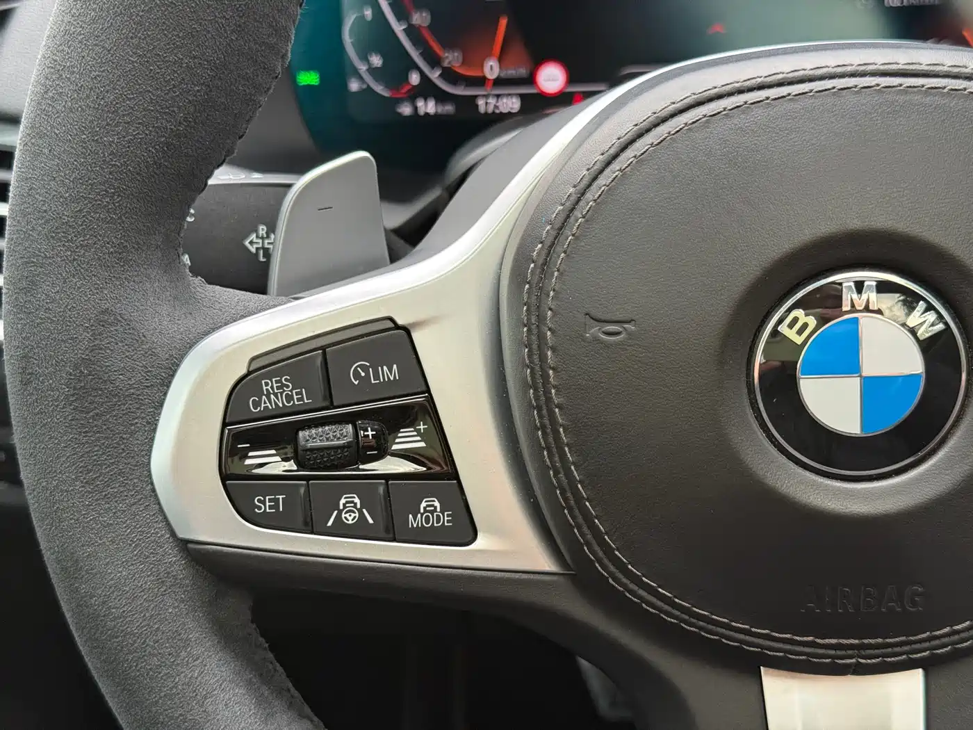 BMW X5 (Import) 2021 xDrive40i Exclusive M Sport Package фото 20