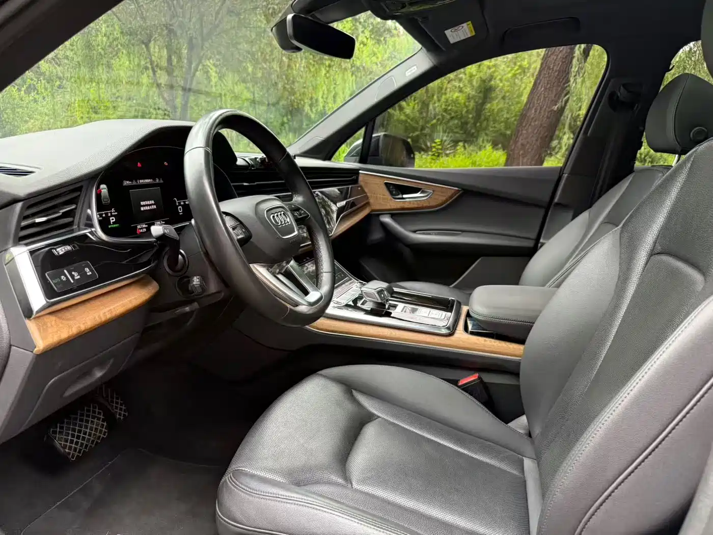 Фото 8 - Audi Q7