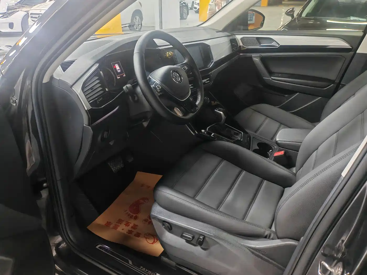 Volkswagen Tayron 2019 330TSI 2WD Luxury China VI фото 7