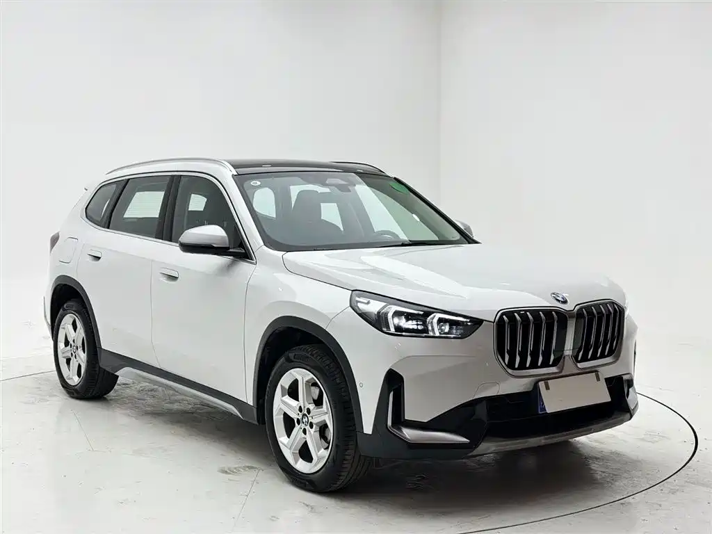 BMW X1 2023 sDrive20Li X Design Package фото 3
