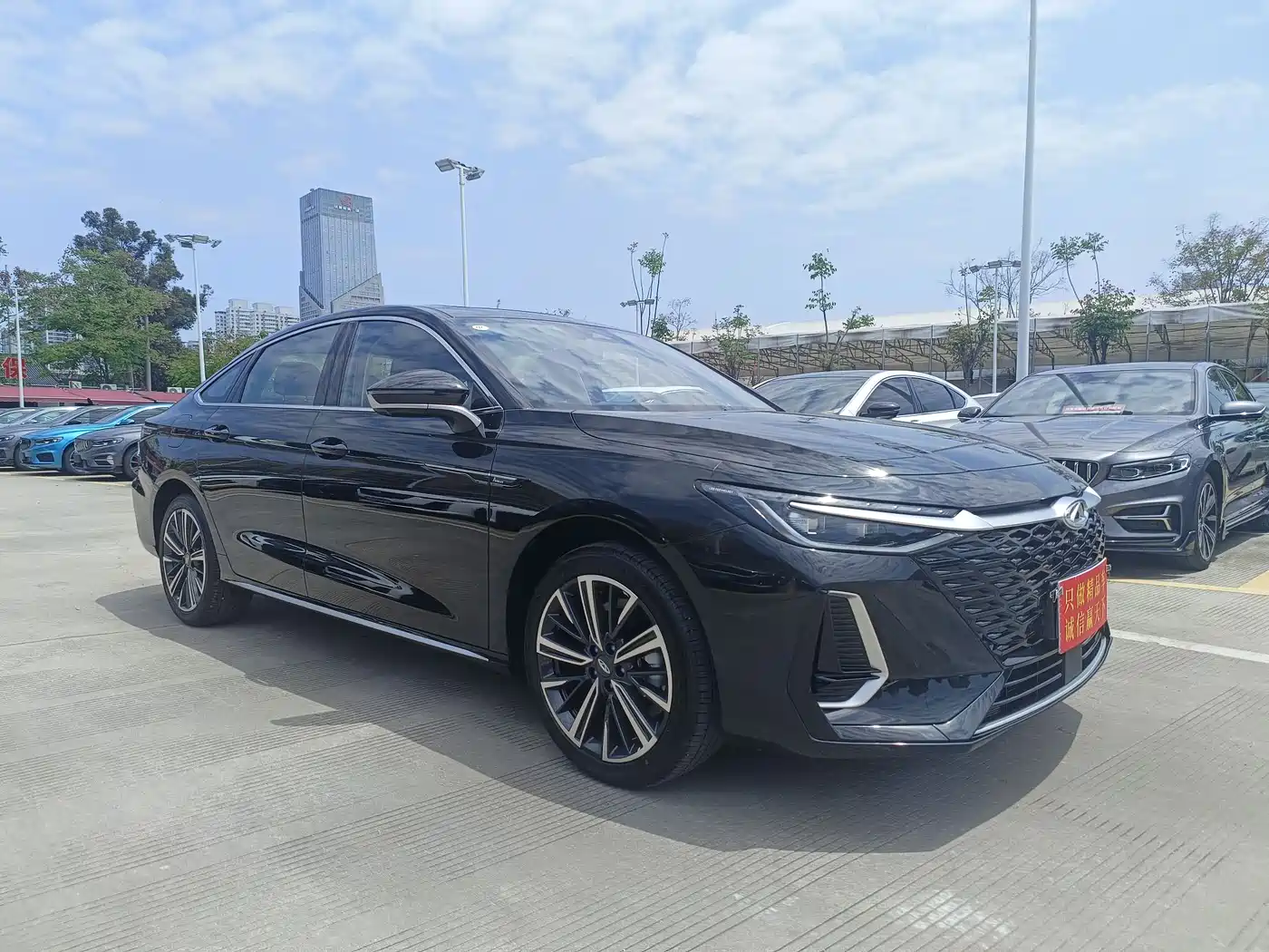 CHERY ARRIZO 8