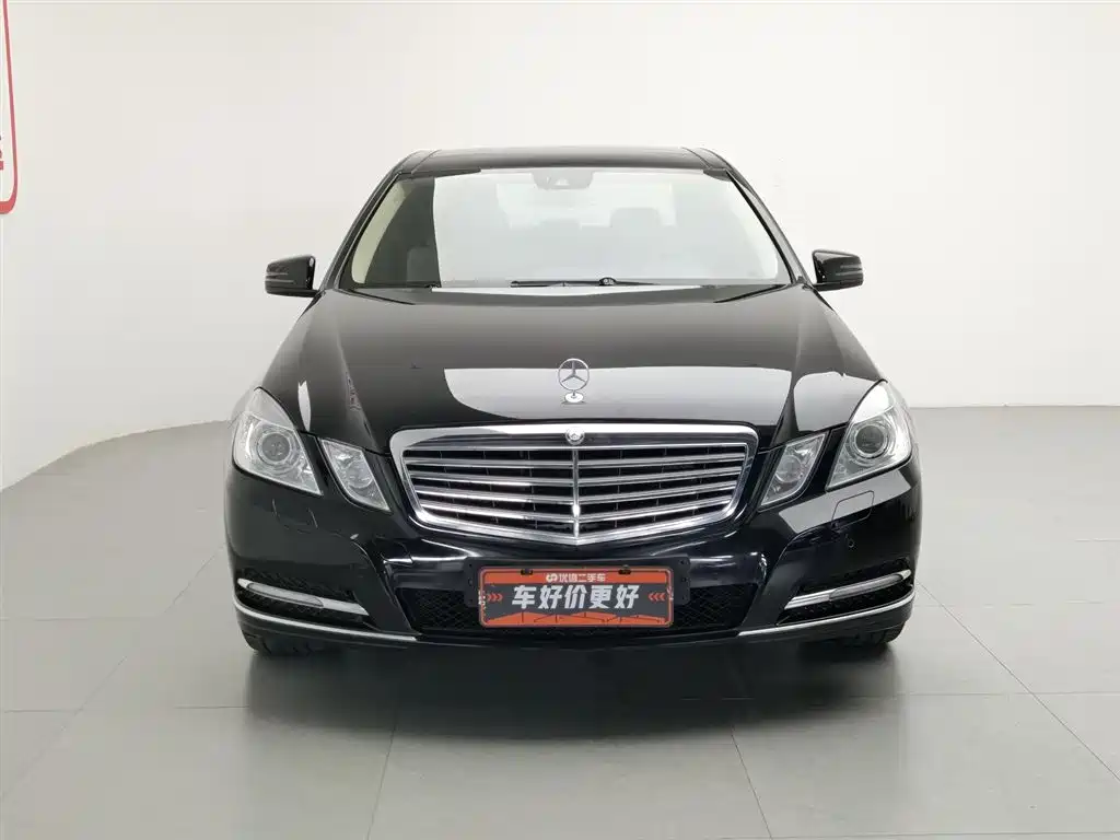 Mercedes-Benz E-Class 2013 E 300 L Fashion фото 3