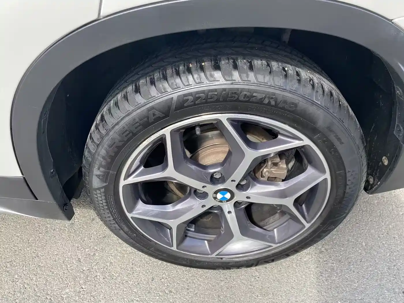BMW X1 2019 sDrive18Li Premium Model фото 13