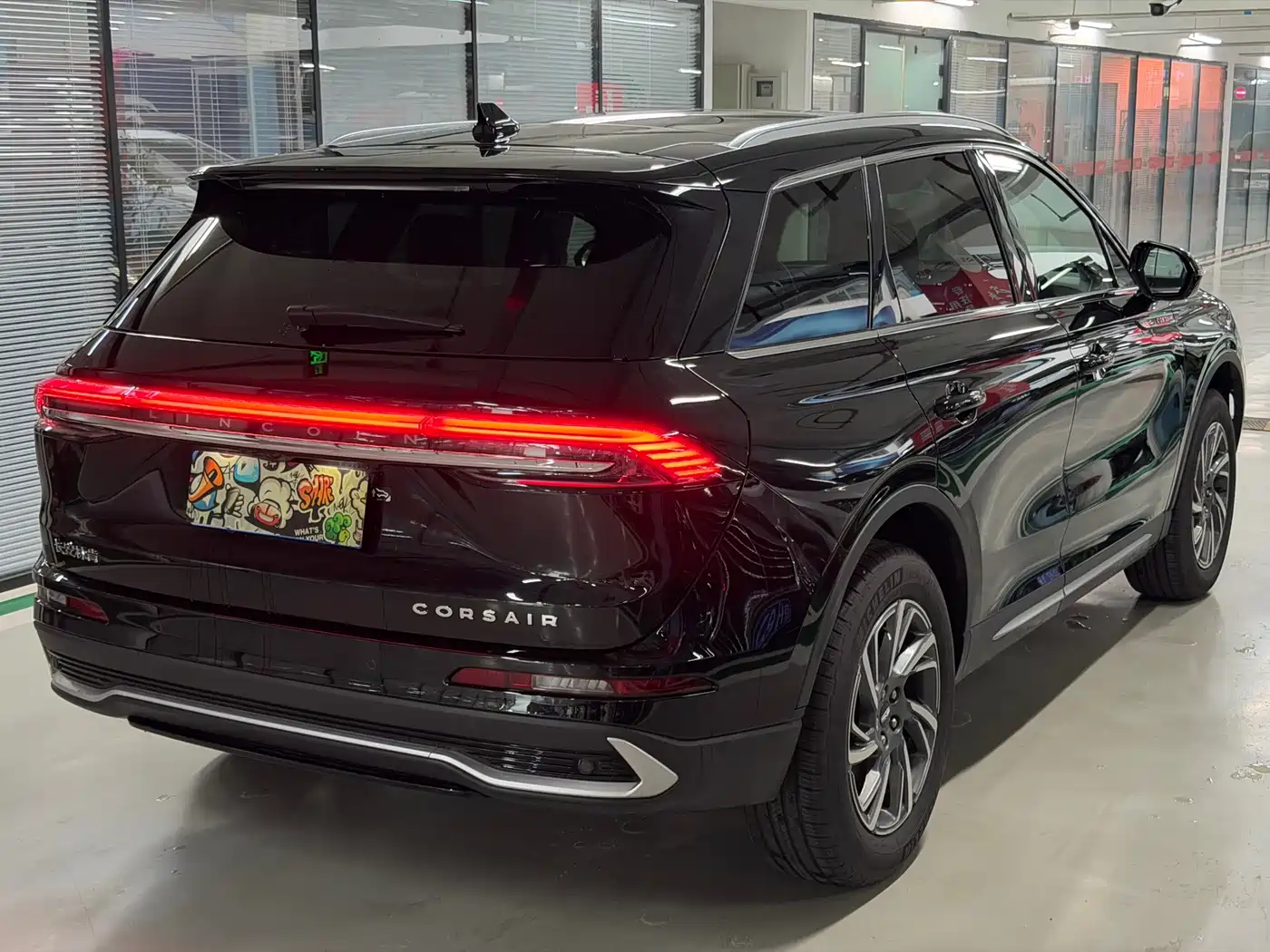 LINCOLN ADVENTURER