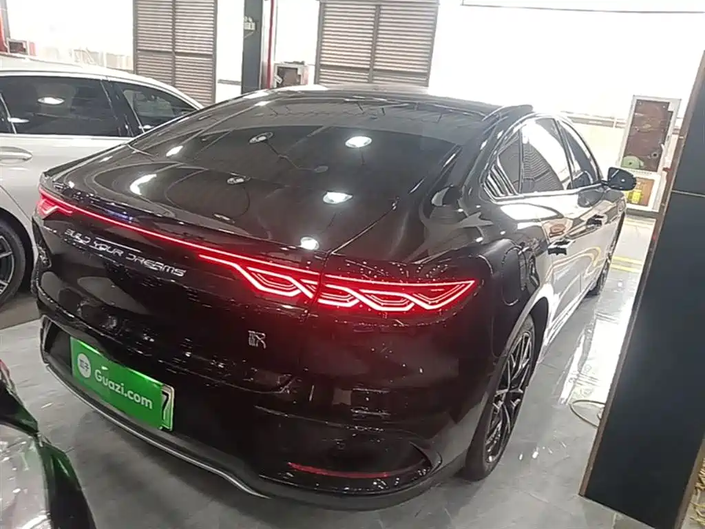 BYD Han 2025 DM-i 125KM Premium фото 7