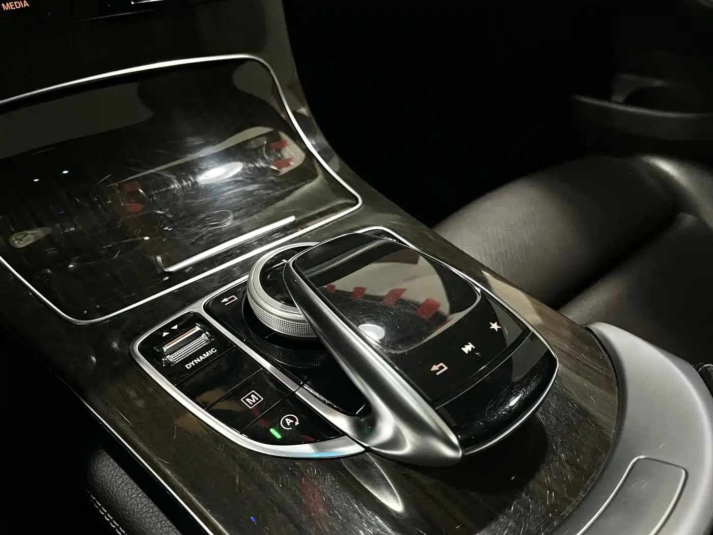 Mercedes-Benz GLC 2019 GLC 260 4MATIC Luxury фото 11