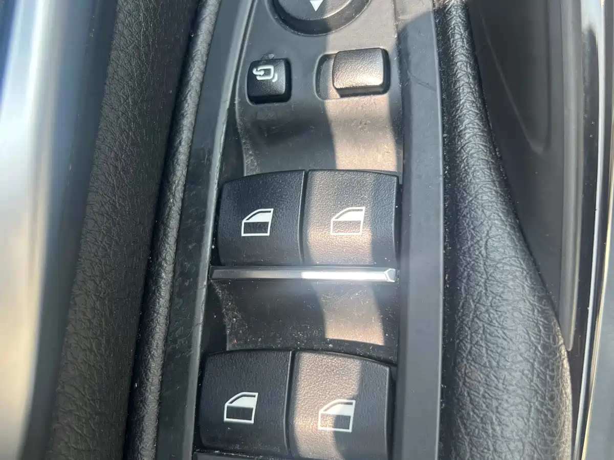 BMW 3 Series 2018 320Li Fashion Style фото 17