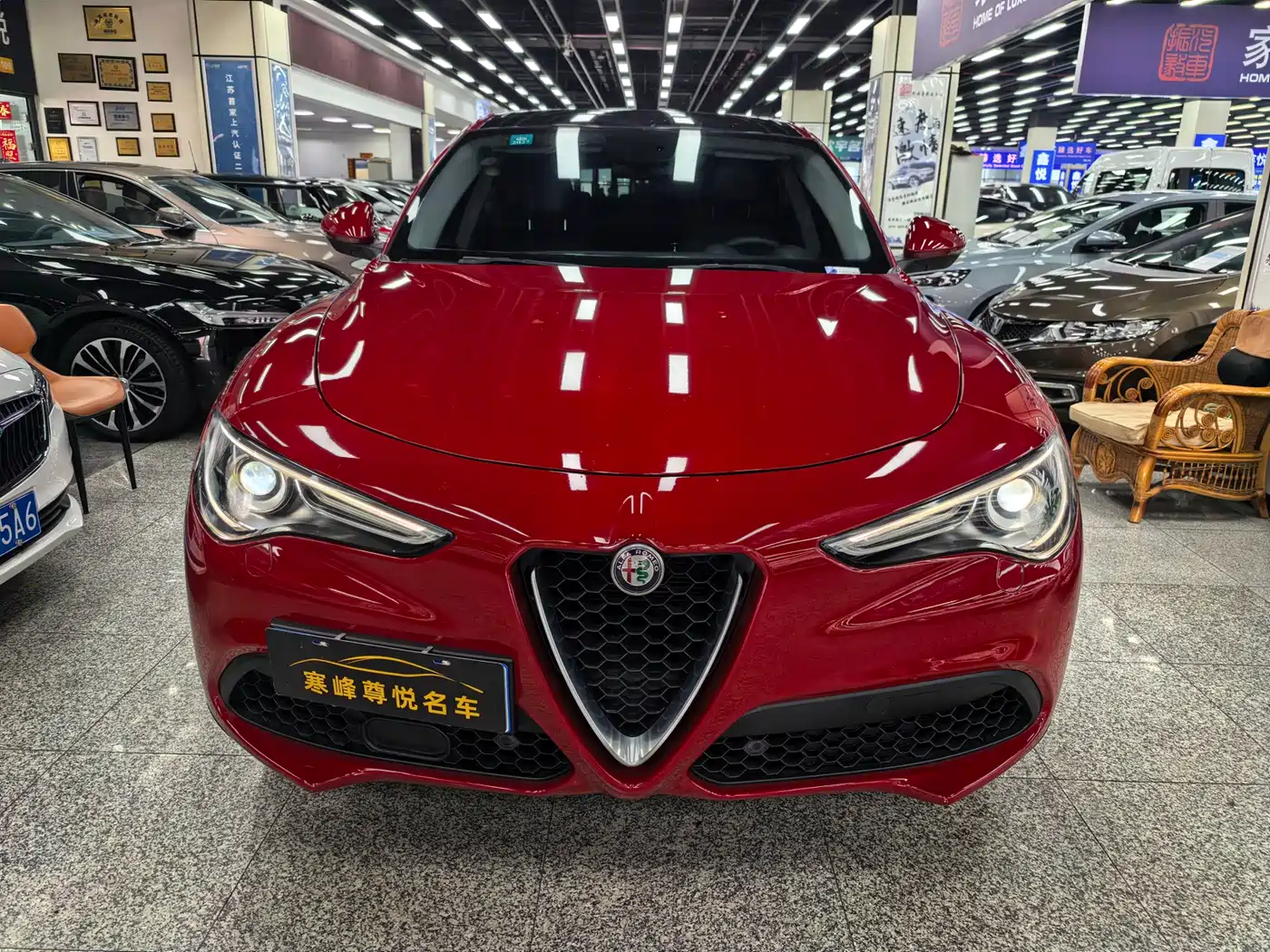 Alfa Romeo Stelvio 2019 2017 2.0T 200HP Elite