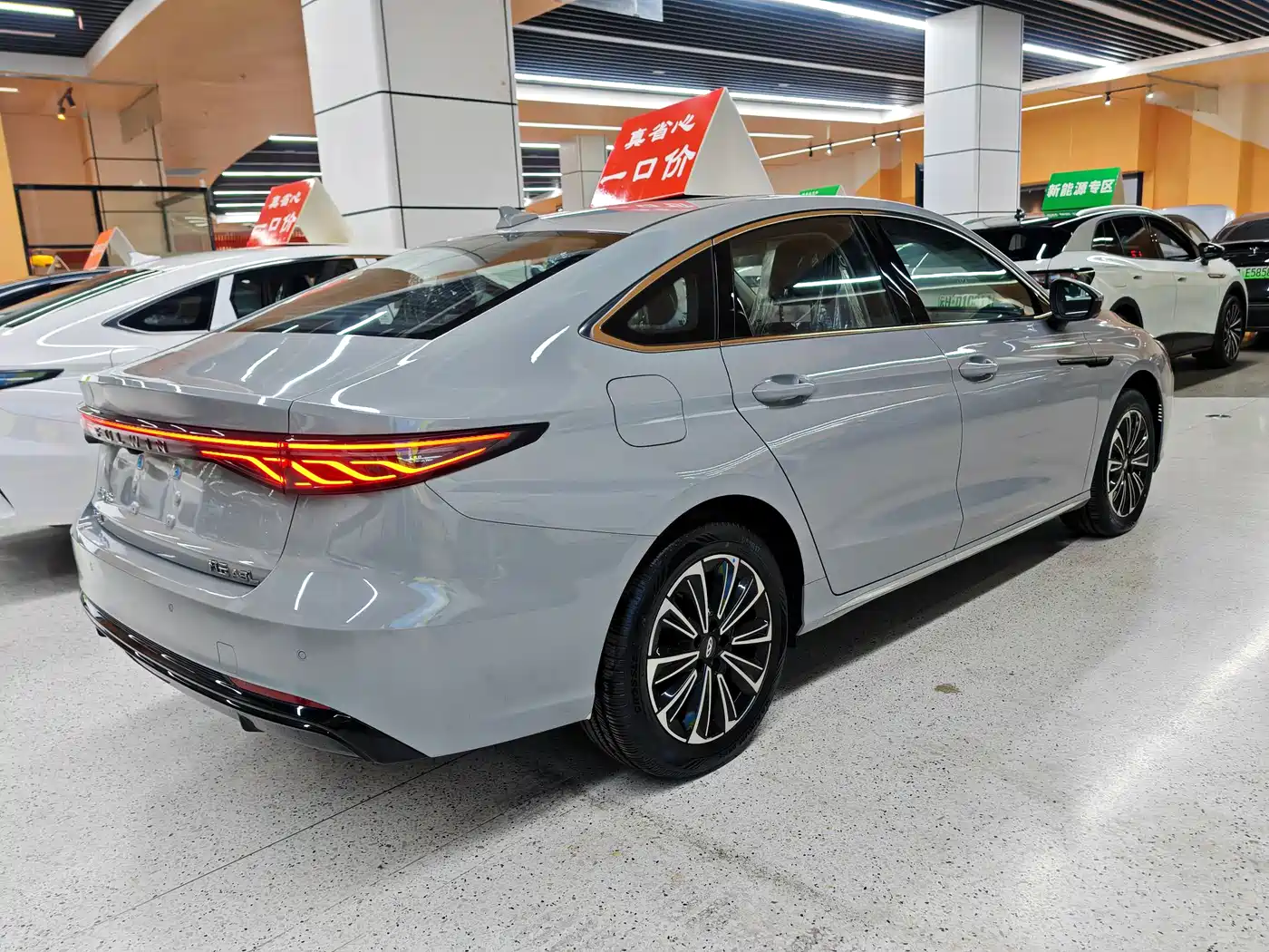 CHERY FENGYUN A8L