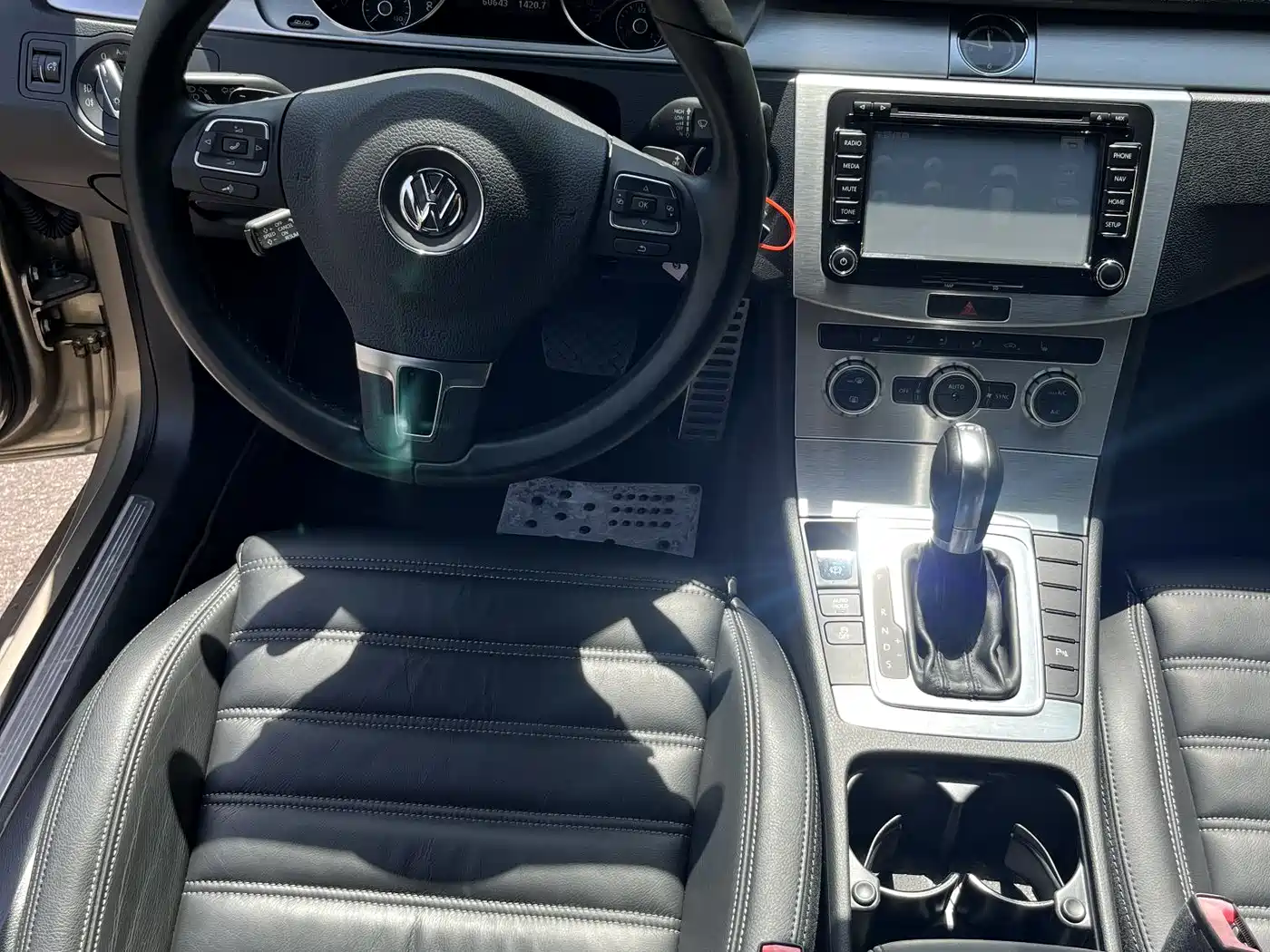 Volkswagen FAW-Volkswagen CC 2015 1.8TSI Premium фото 7