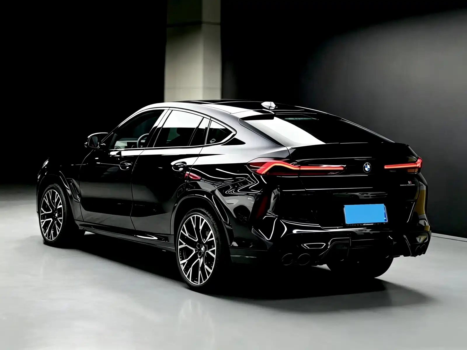 Фото 6 - BMW X6 M